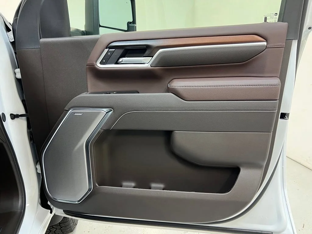 New 2026 Summit White GMC Denali image 30