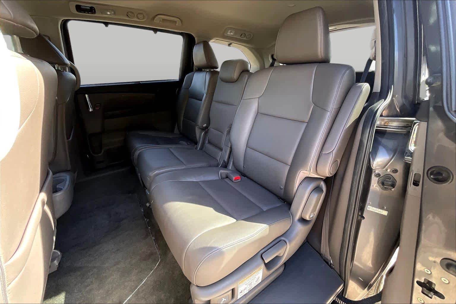 Used 2016 Lunar Silver Metallic Honda EX-L image 20