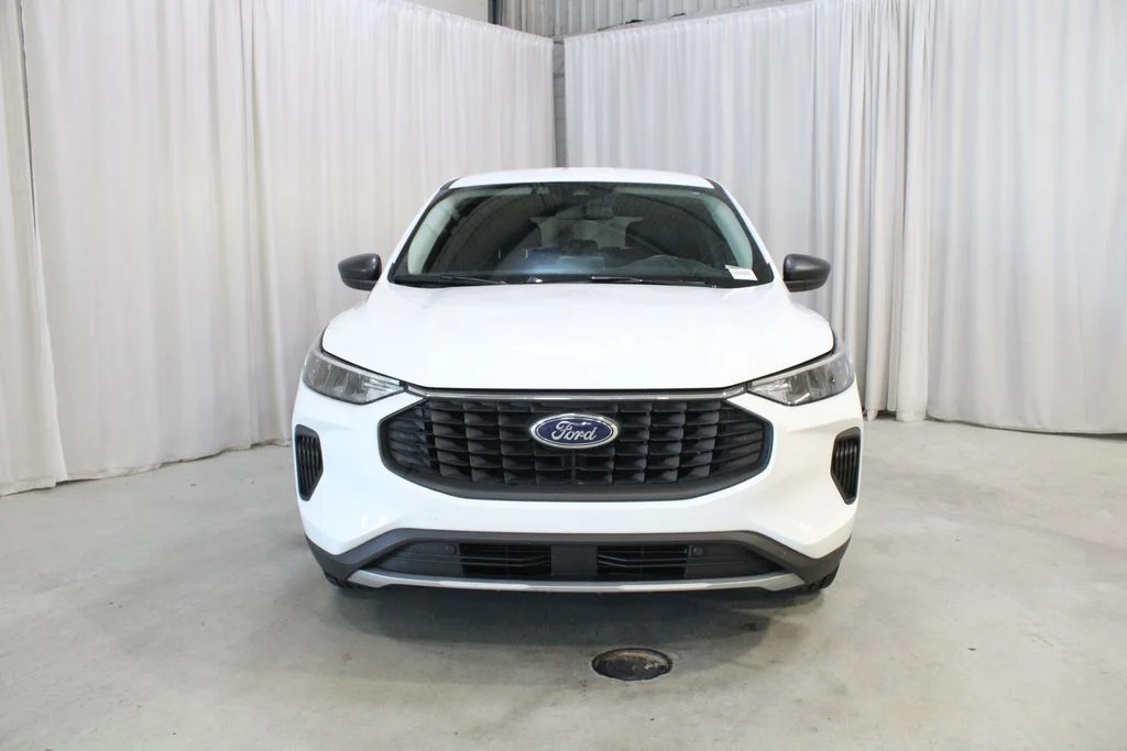 Used 2023 White Ford Active image 35