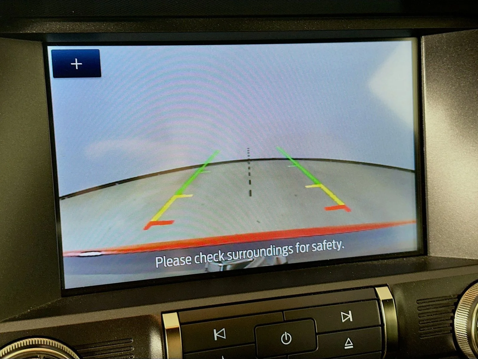 Used 2022 Orange Ford  image 26