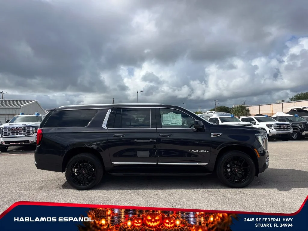 New 2026 Titanium Rush Metallic GMC Elevation image 8