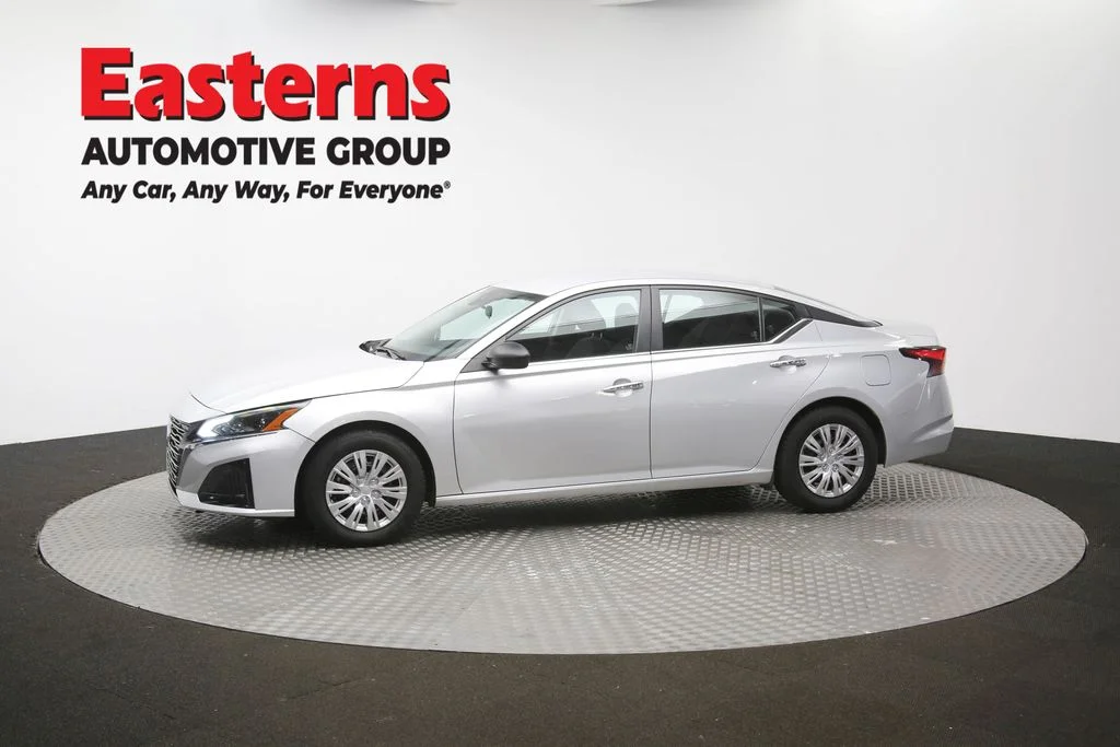 Used 2024 Silver Nissan 2.5 S image 57