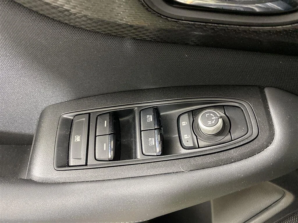 Used 2025 Crystal Black Silica Subaru Premium image 15
