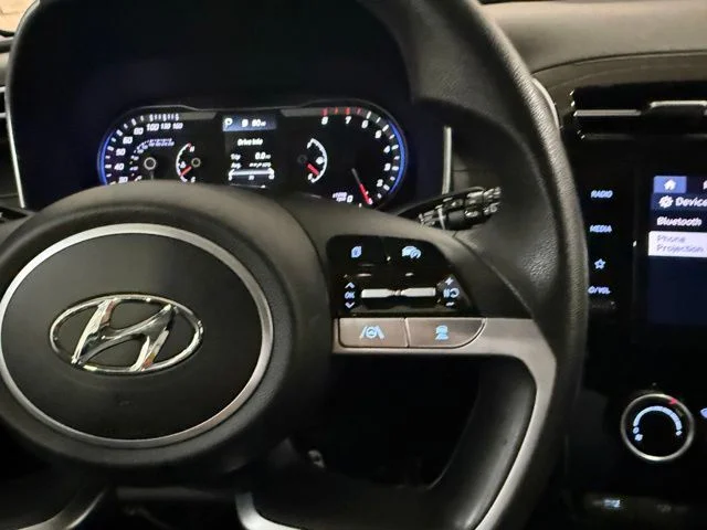 Used 2023 White Pearl Hyundai SEL image 16