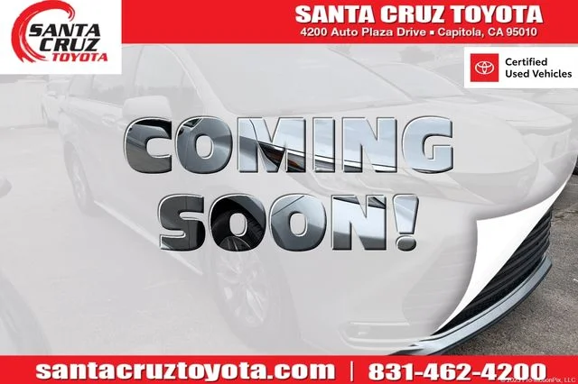 2023 Toyota Sienna XLE 7-Passenger Hybrid FWD's photo