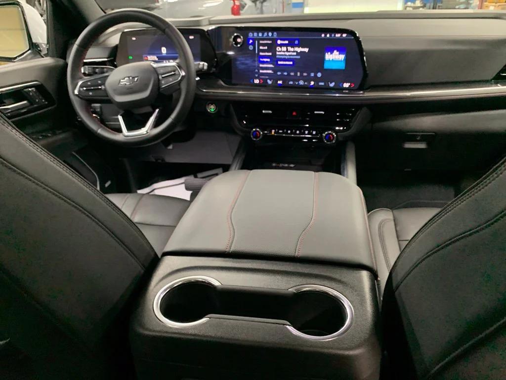 Used 2026 Summit White Chevrolet RST image 26
