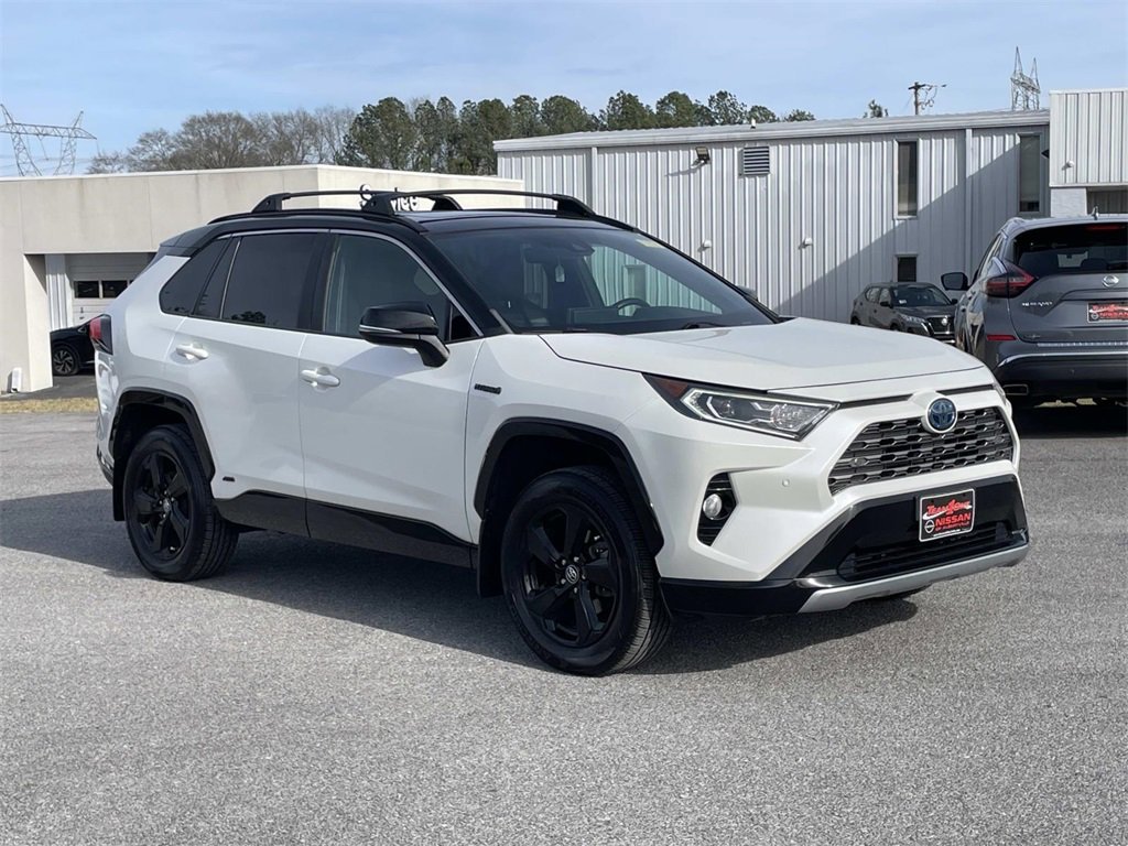 2020 Toyota RAV4 XSE