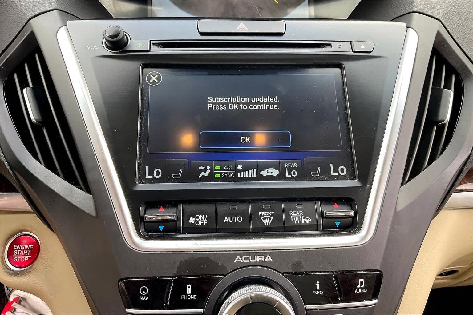Used 2017 White Diamond Pearl Acura w/Technology Pkg image 31