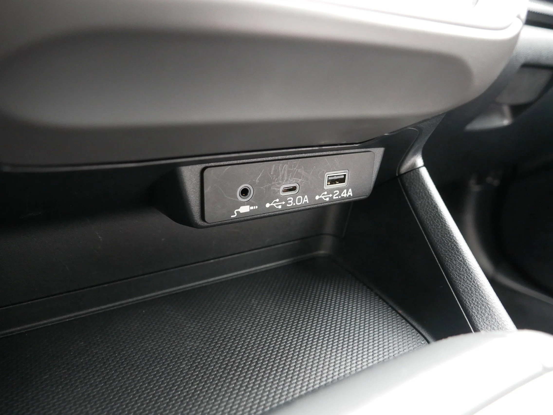 Used 2025 Sun Blaze Pearl Subaru Premium image 33