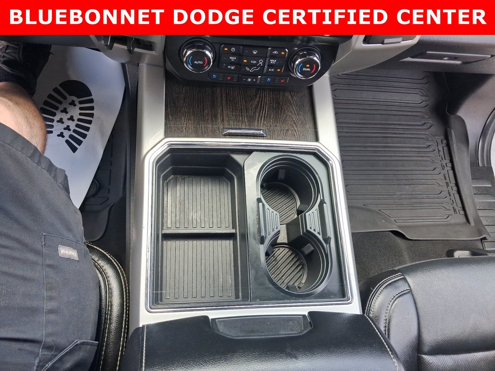 Used 2021 Star White Metallic Tri-Coat Ford LARIAT image 18
