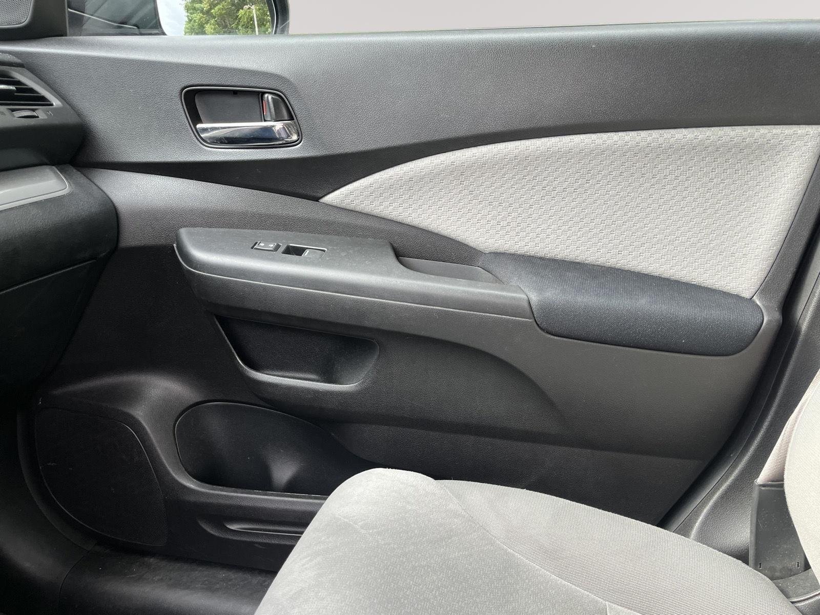 Used 2015 Modern Steel Metallic Honda EX image 22