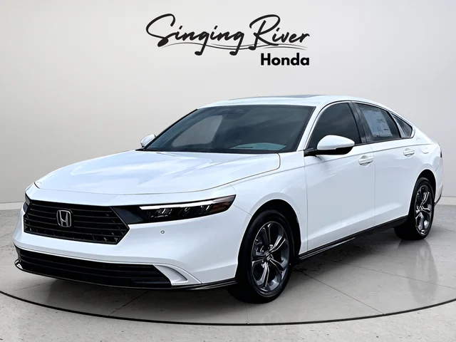 New 2026 Platinum White Pearl Honda EX-L Hybrid image 3