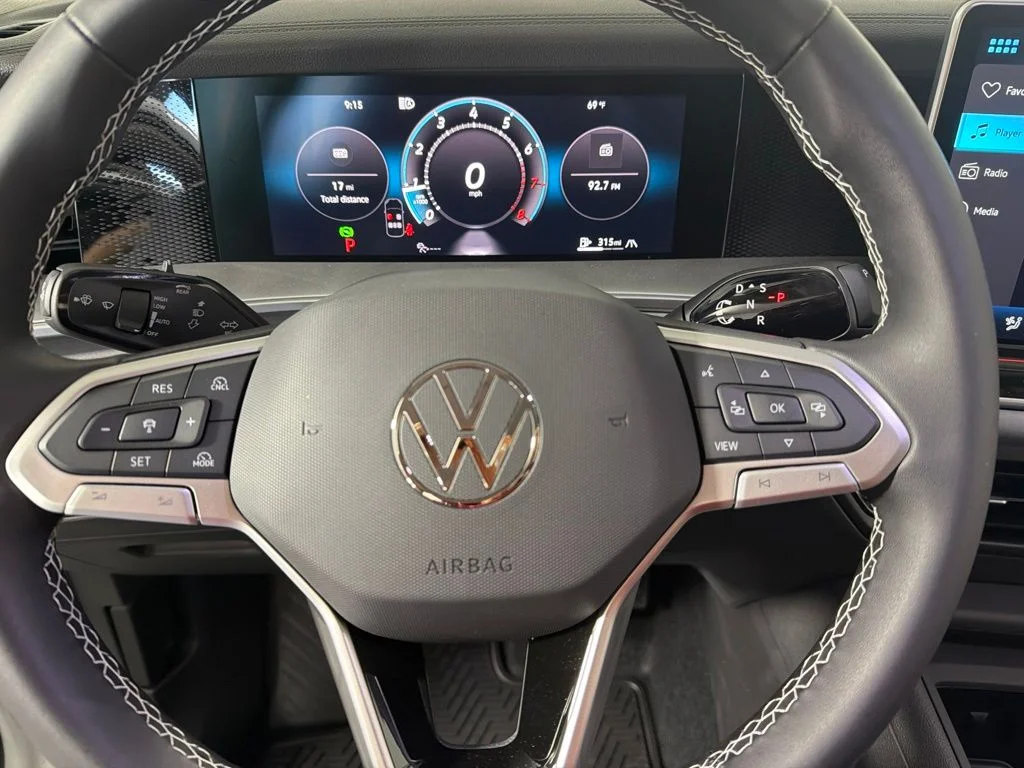 New 2026 White/off-white Volkswagen 2.0T SE image 14