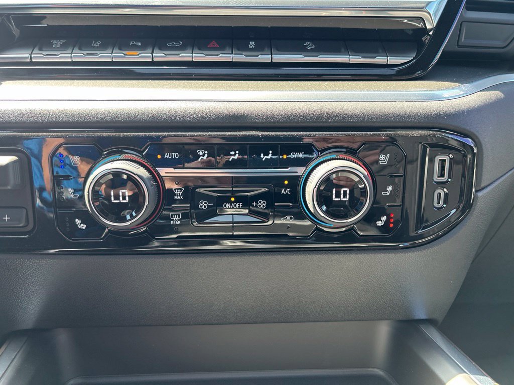 2026 Chevrolet Silverado 2500 HD High Country - Photo 38