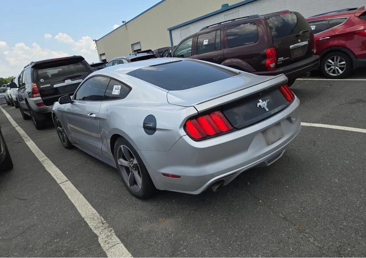 Used 2016 Ingot Silver Ford V6 image 3