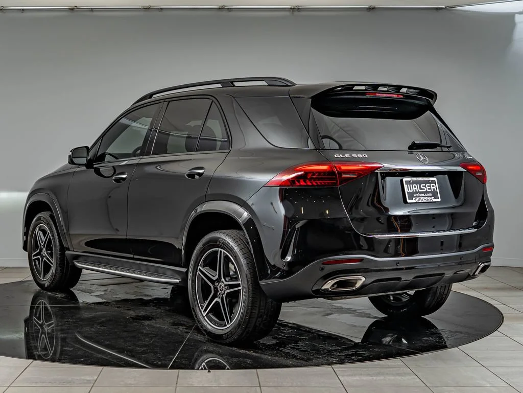 Certified Used 2025 Obsidian Black Mercedes-Benz GLE 580 image 7