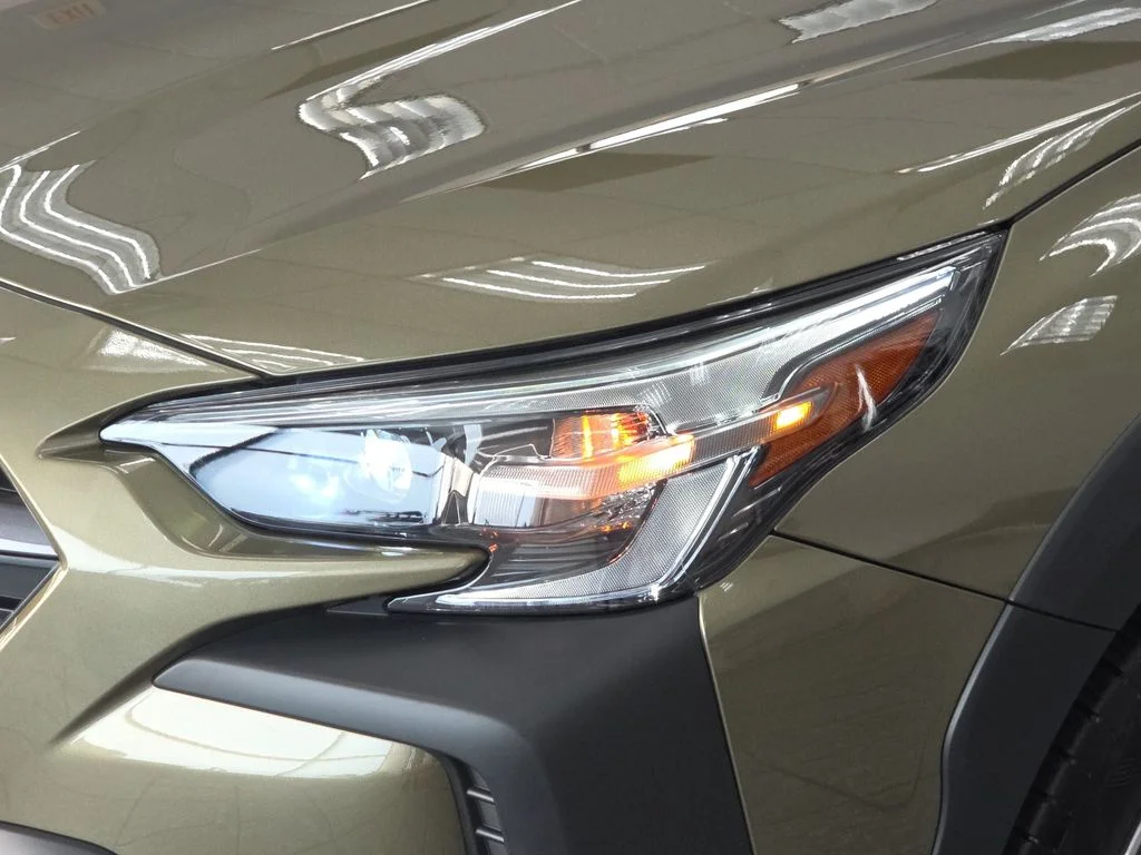 Used 2024 Autumn Green Metallic Subaru Premium image 31