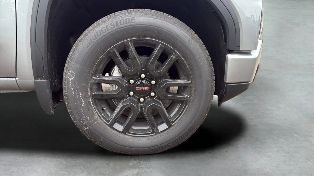 New 2026 Sterling Metallic GMC Elevation image 17