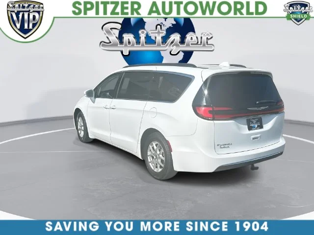 Used 2022 White Chrysler Touring L image 8