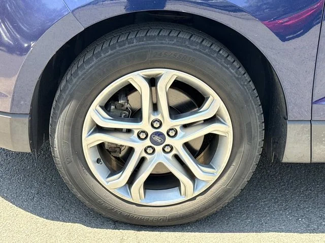 Used 2016 Blue Ford Titanium image 8