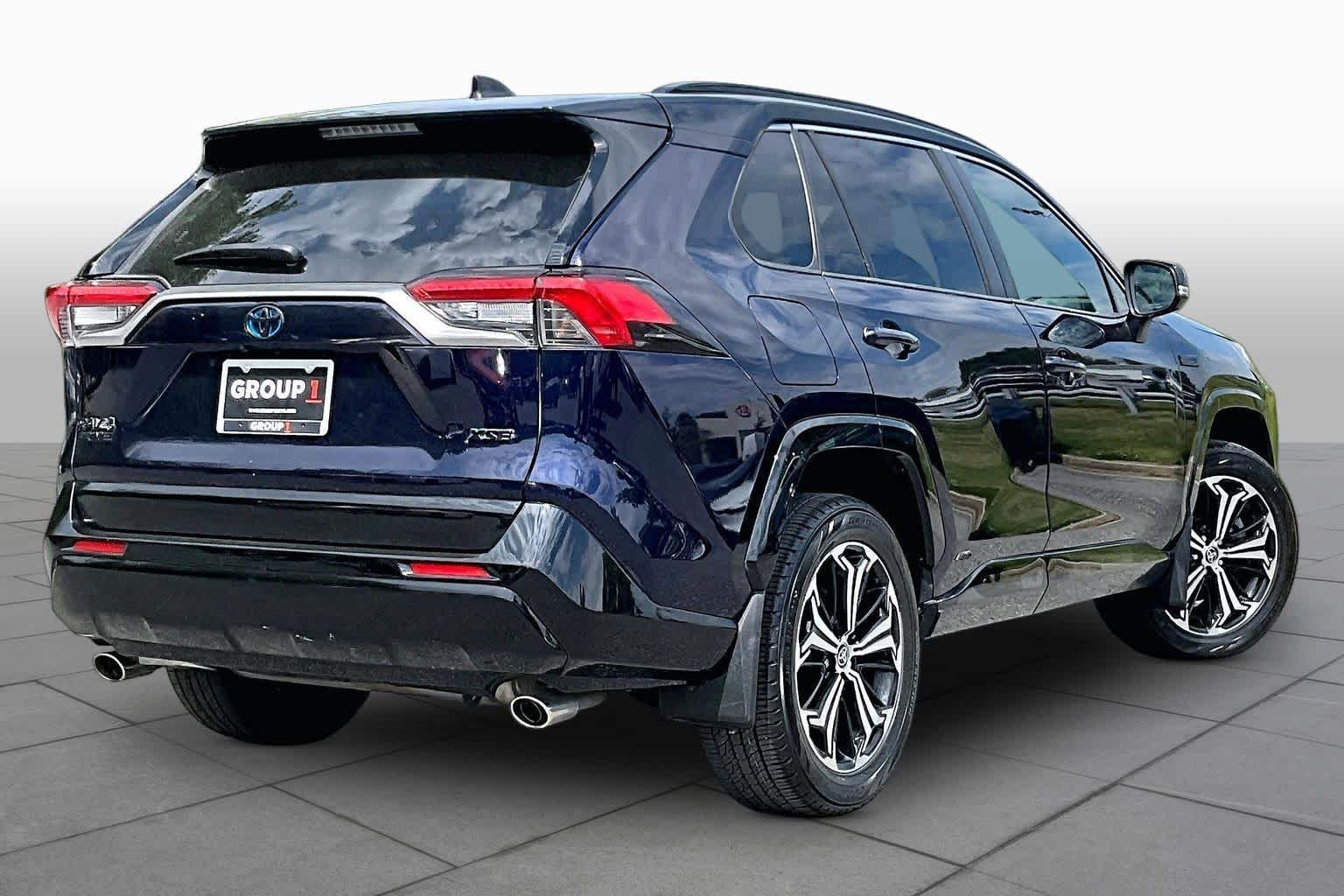 Used 2023 Blueprint/Midnight Black Metallic Toyota XSE image 13