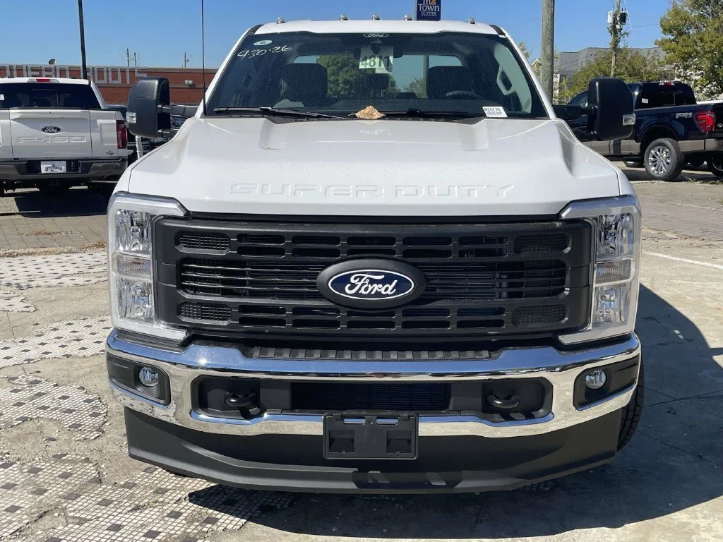 New 2027 White Ford XL image 8