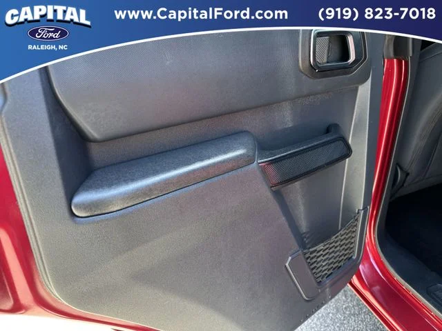 Used 2025 Red Ford Big Bend image 17