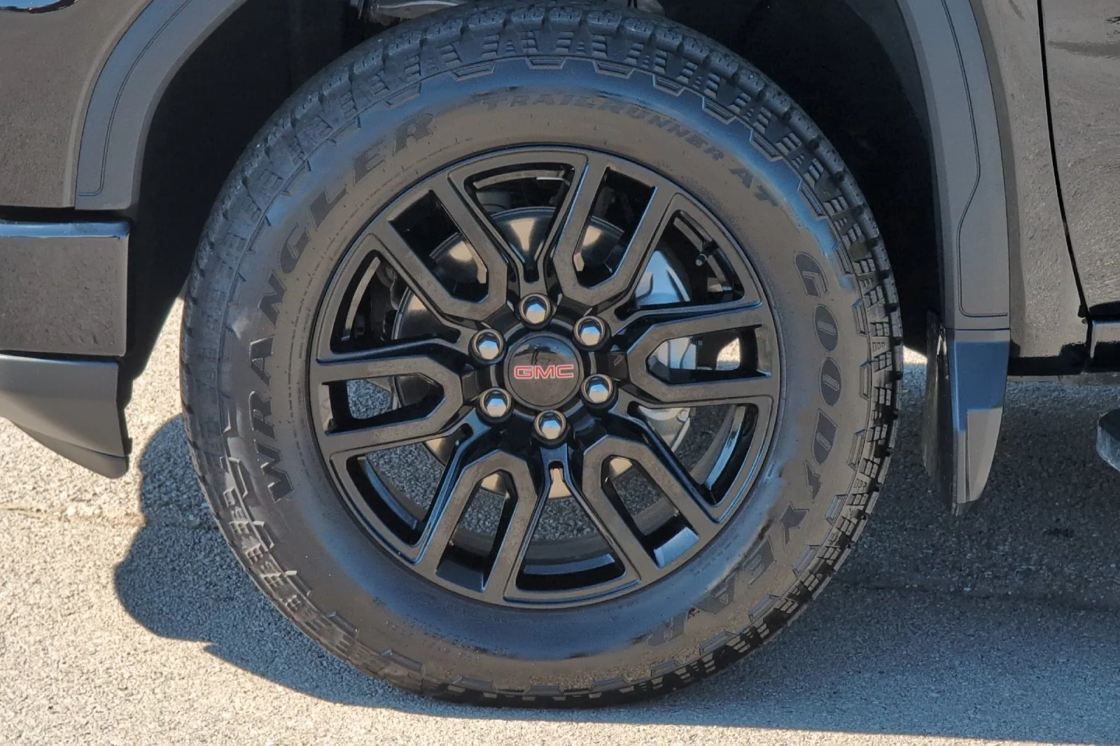 New 2025 Onyx Black GMC Elevation image 26