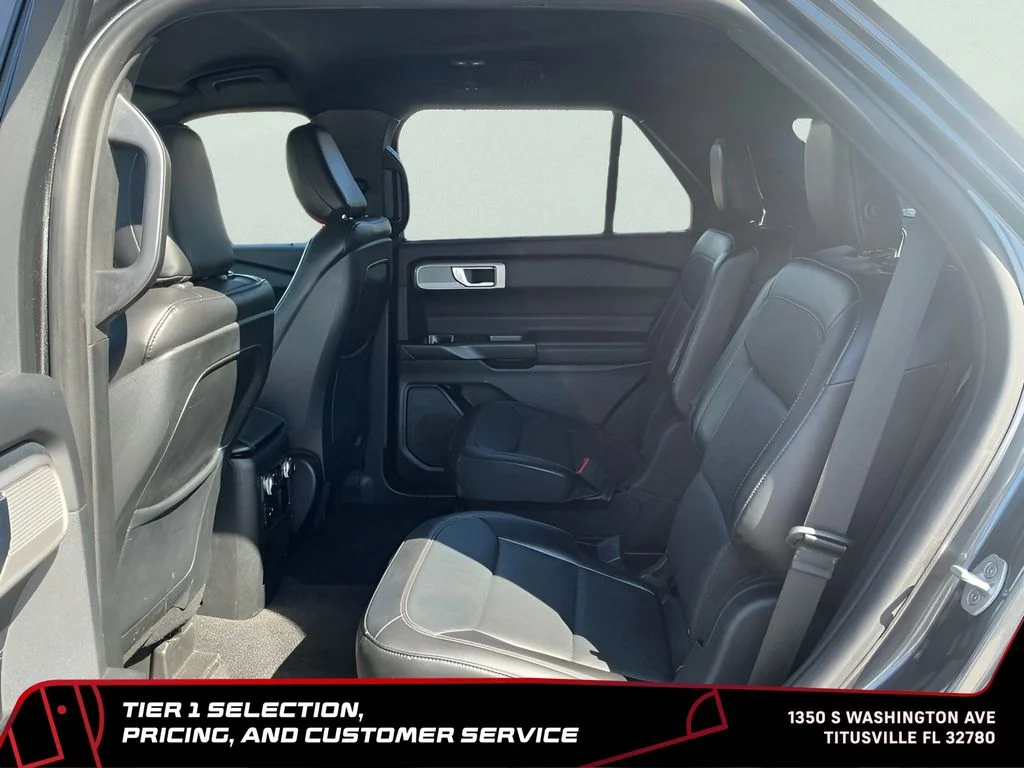 Used 2020 Gray Ford Limited image 18
