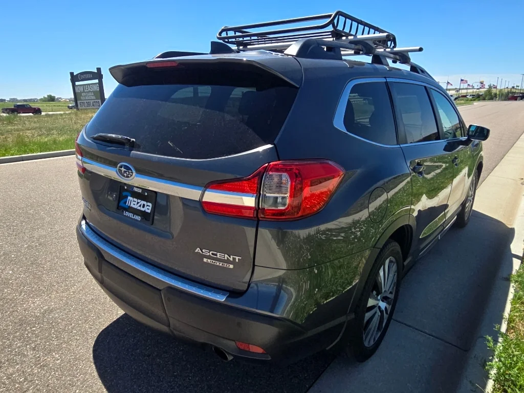 Used 2021 Magnetite Gray Metallic Subaru Limited image 5