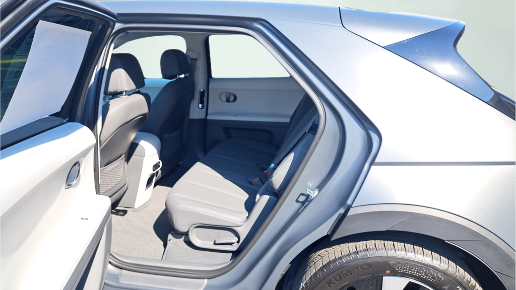 New 2026 Gray Hyundai SEL image 12