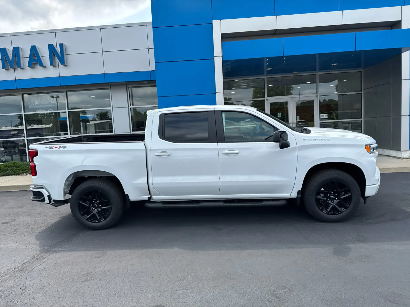 2026 Chevrolet Silverado 1500 RST - Photo 3