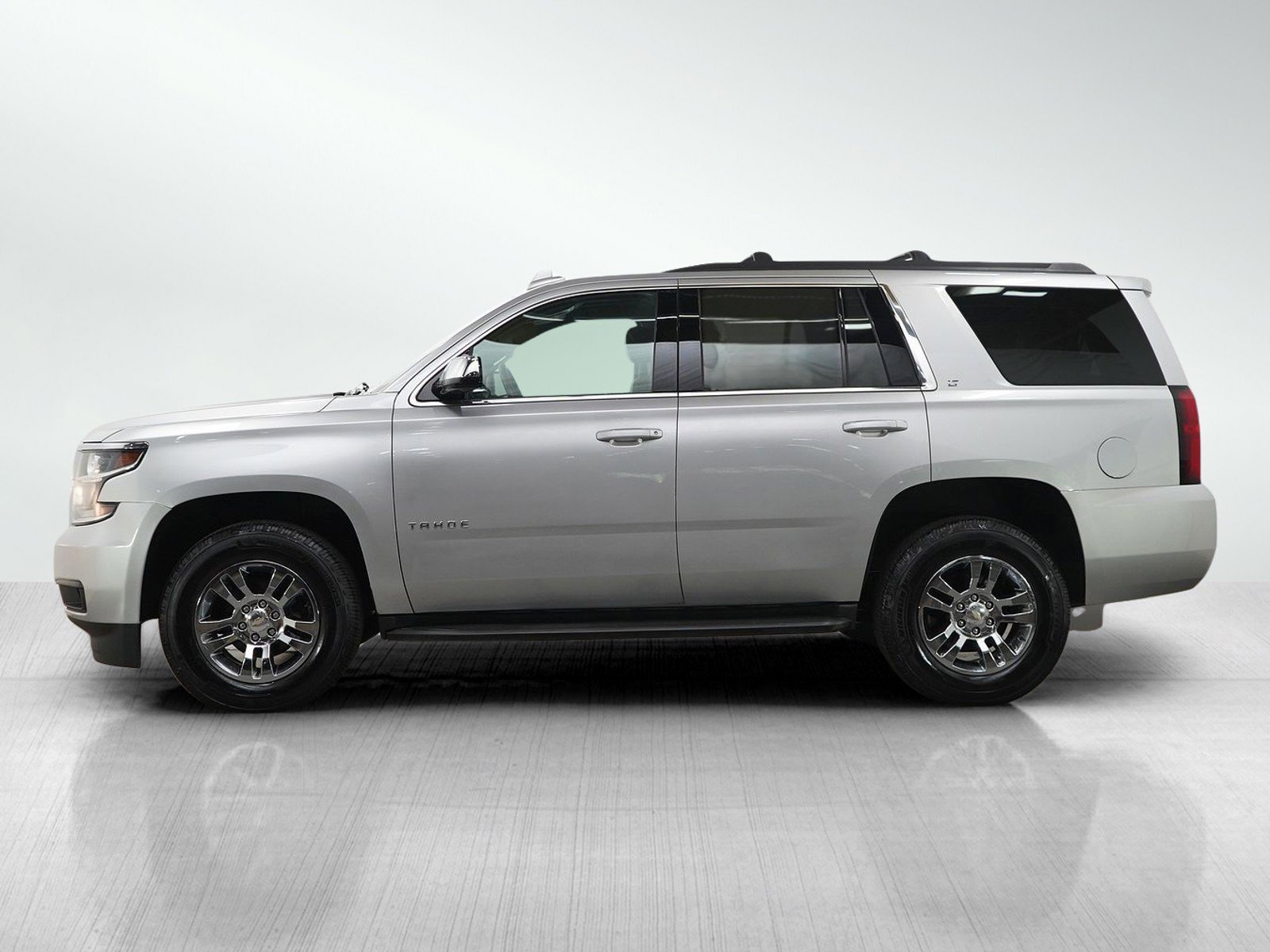 Used 2020 Chevrolet Tahoe LT with VIN 1GNSKBKC1LR207834 for sale in White Bear Lake, Minnesota