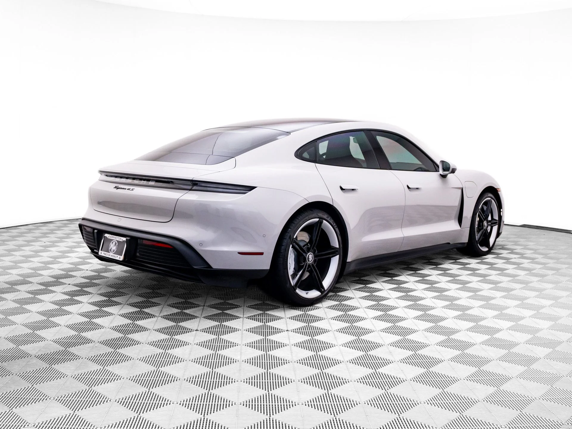 Certified Used 2021  Porsche 4S image 8