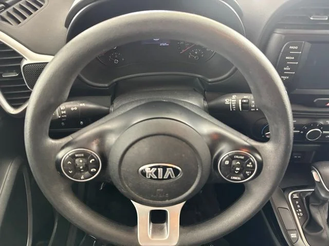 Used 2021 Red Kia LX image 25