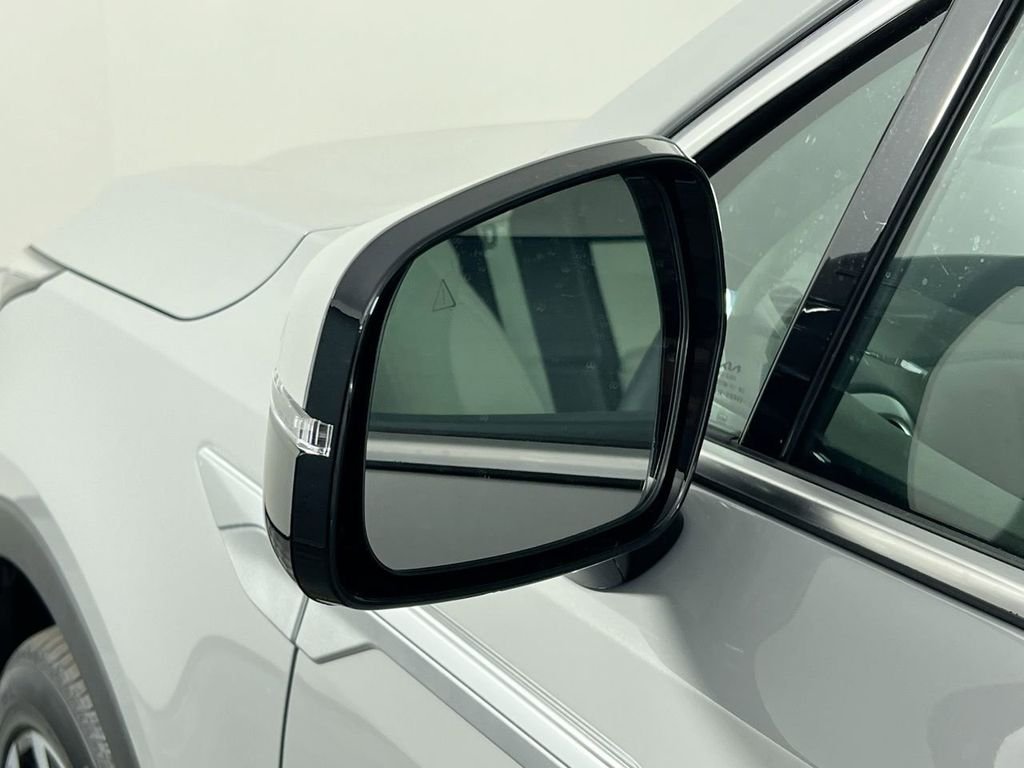 New 2026 Wolf Gray Kia EX image 10
