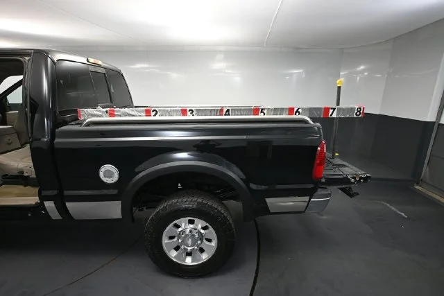 Used 2008 Black Ford Lariat image 29