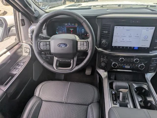 New 2026 Star White Metallic Tri-Coat Ford Platinum image 51
