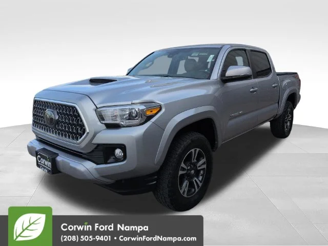 Used 2018 Silver Sky Metallic Toyota  image 7
