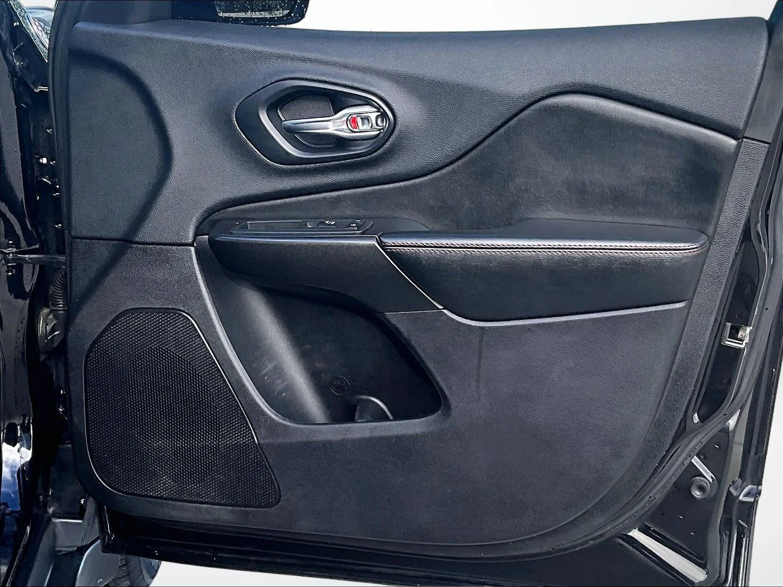 Used 2020 Black Jeep Trailhawk image 24