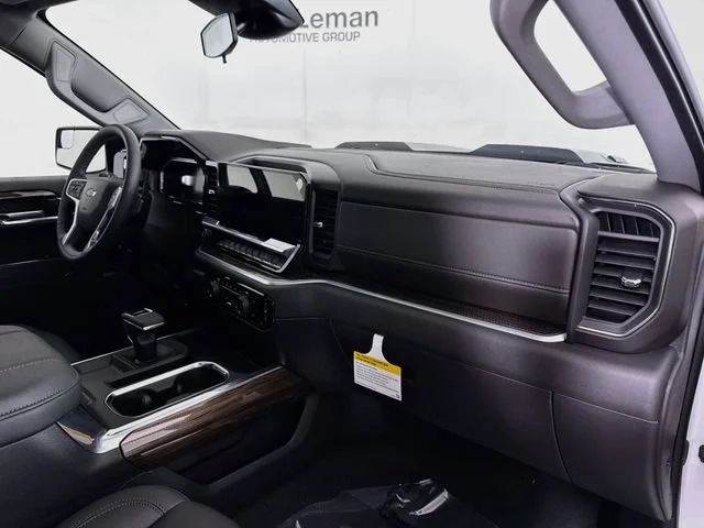 New 2026 Summit White Chevrolet LT Trail Boss image 31