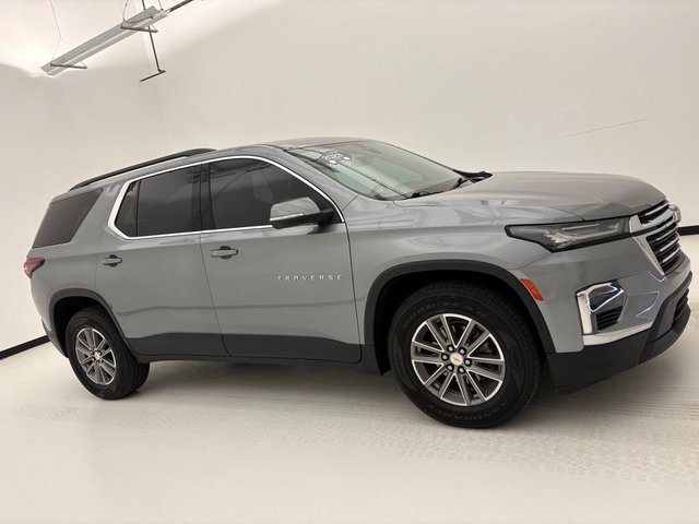 2023 Chevrolet Traverse LT