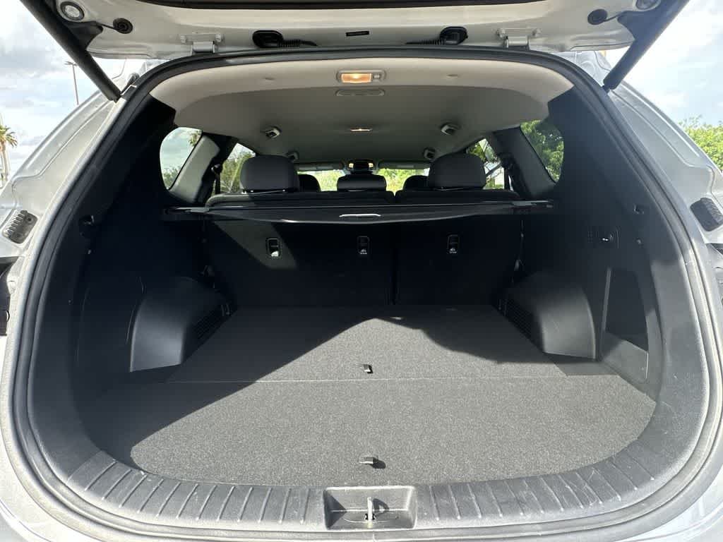 Used 2023 Shimmering Silver Hyundai SEL image 25