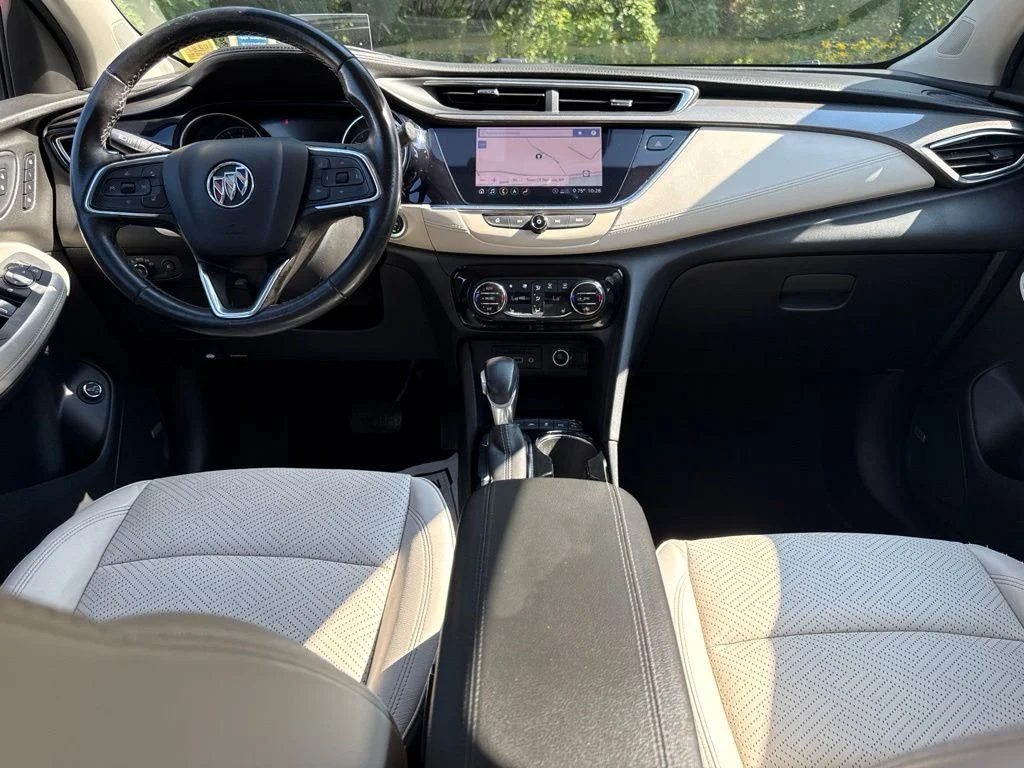 Used 2020 Red Buick Essence image 17