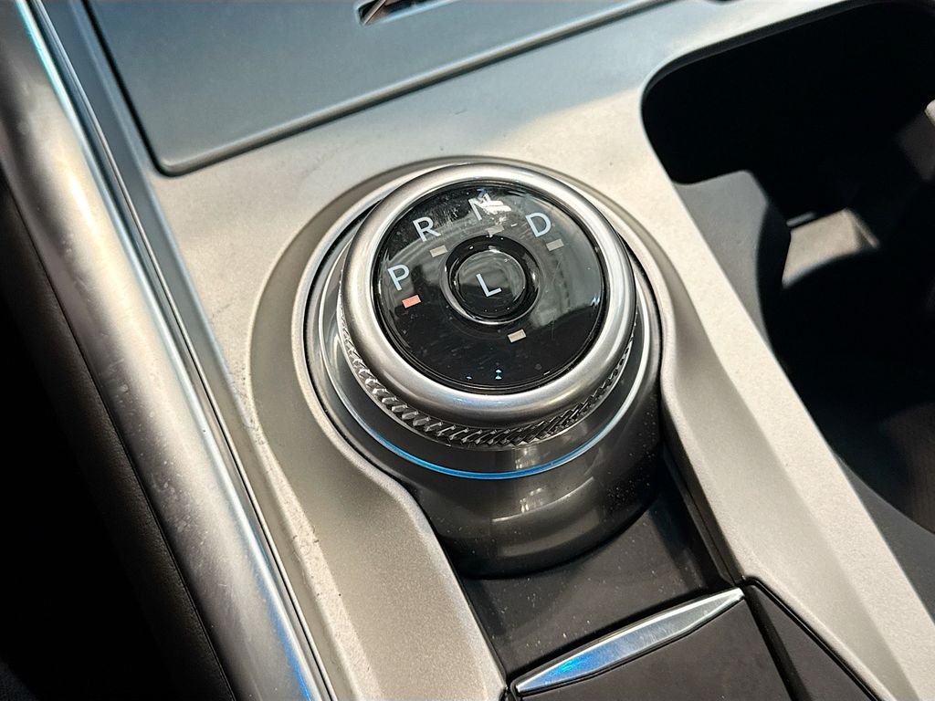 Used 2024 Black Ford Limited image 19