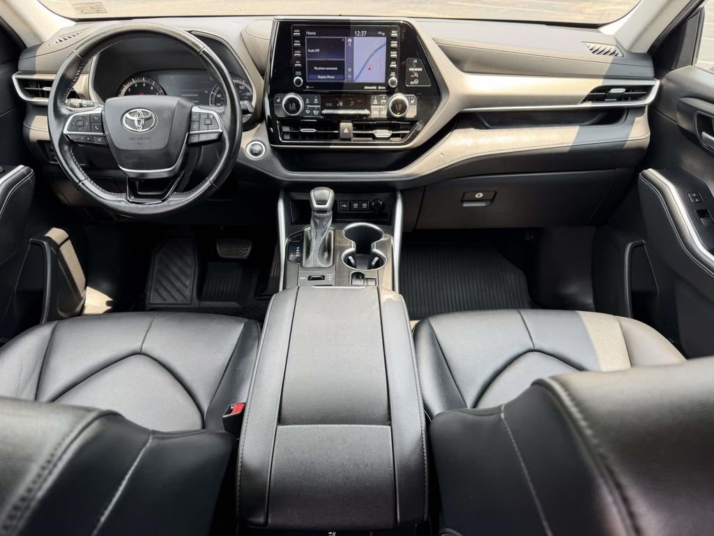 Used 2021 Gray Toyota XLE image 2