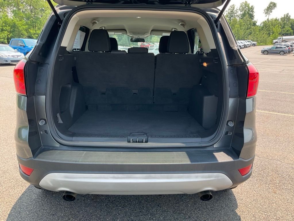 Used 2019 Magnetic Ford SE image 20