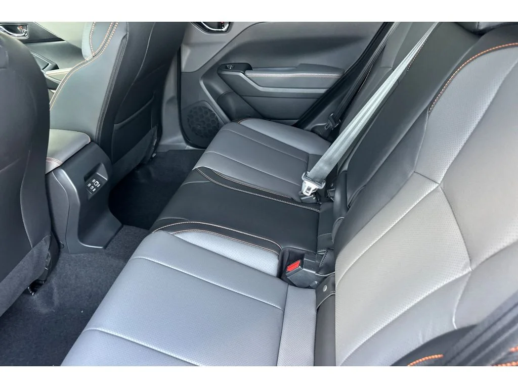 New 2026 CRYSTAL BLACK SILICA Subaru Limited Hybrid image 12