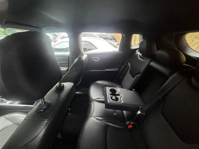 Used 2024 Silver Jeep Trailhawk image 7