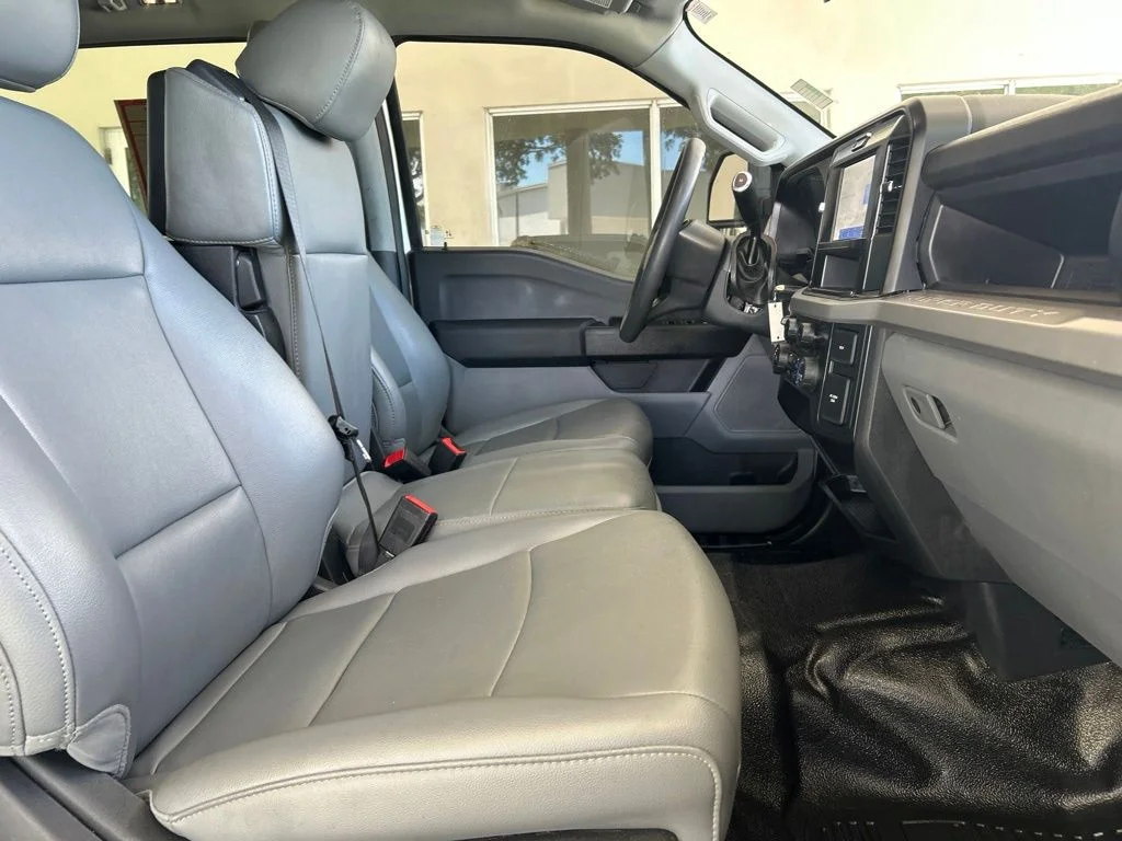 Used 2025 White Ford XL image 22
